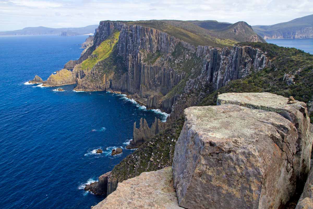 the-three-capes-track-tasman-national-park-hikes-things-to-do-in-tasmania