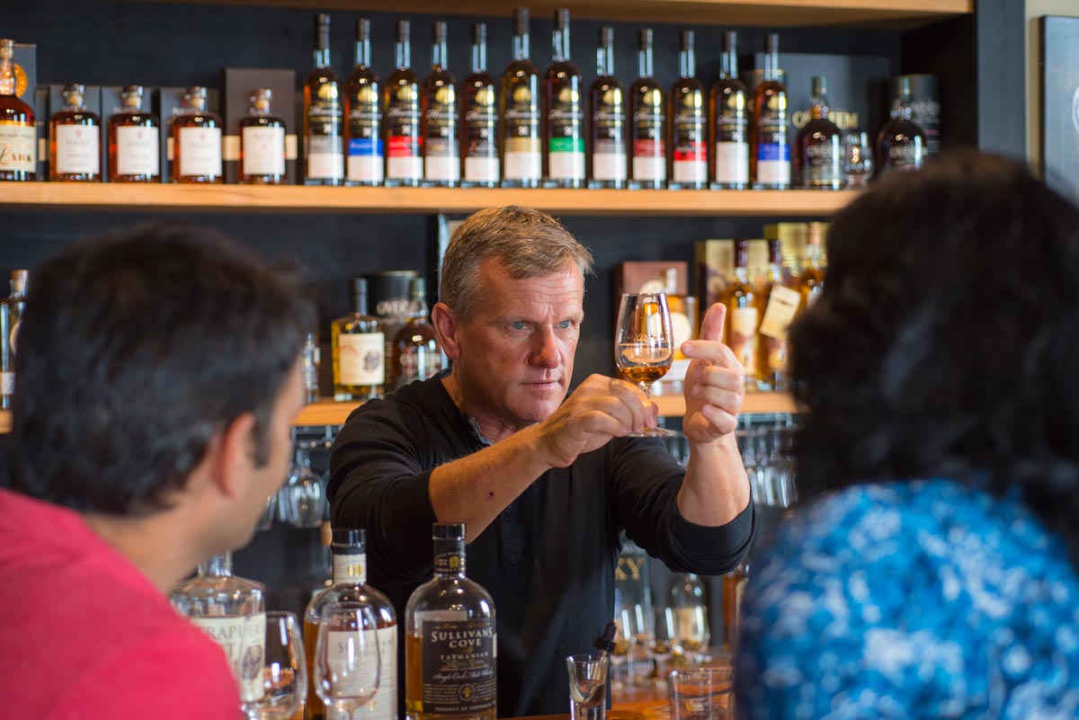 whiskey tasting-whiskey trail-distillery-things to do in tasmania