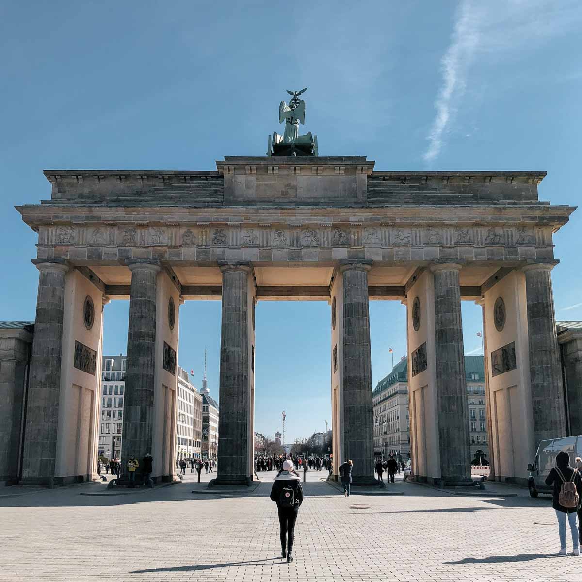 Brandenburg Gate Back 2 - Berlin IG Guide