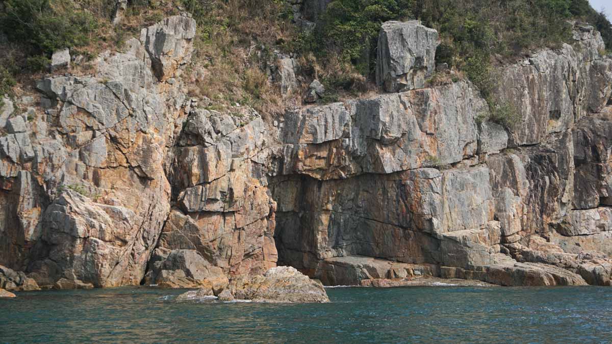 The Naturally Formed Tai Chi Rock Around High Island - Hong Kong's Outdoors