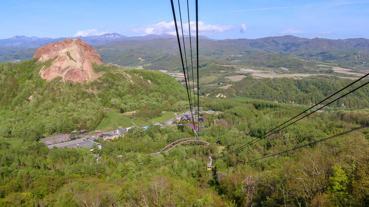 Mount Usuzan Ropeway - Hokkaido Budget Guide