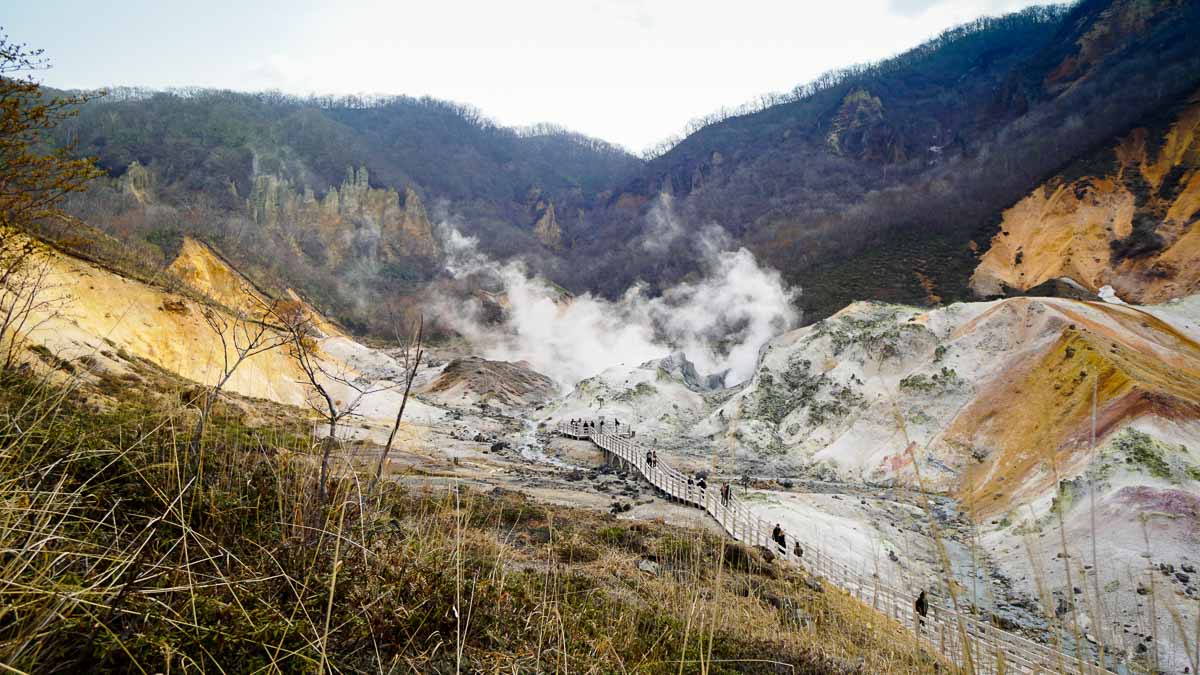 Noribetsu Jigokudani - Budget Hokkaido Itinerary