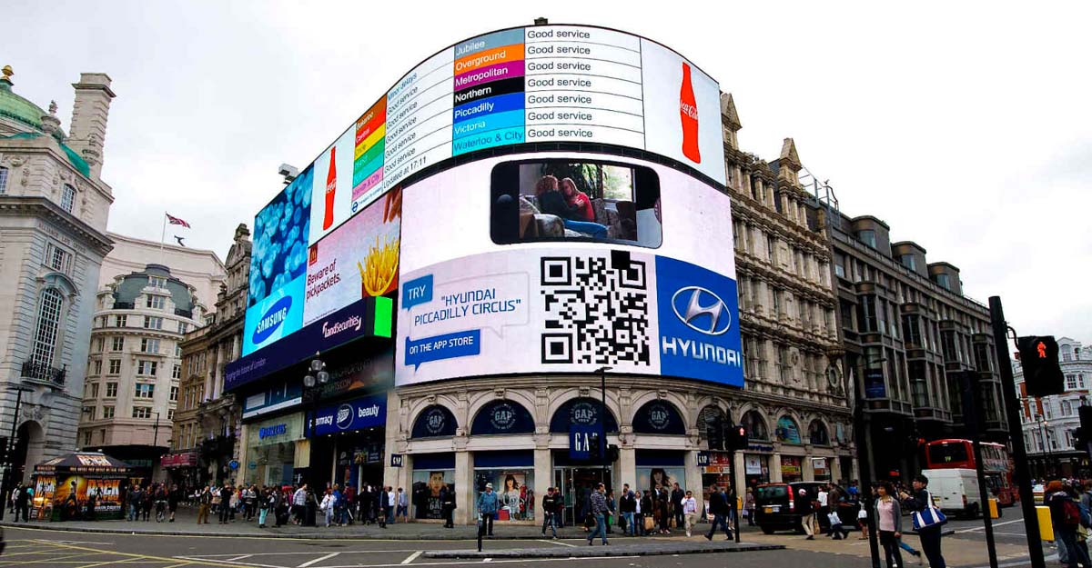 Piccadilly Circus in London