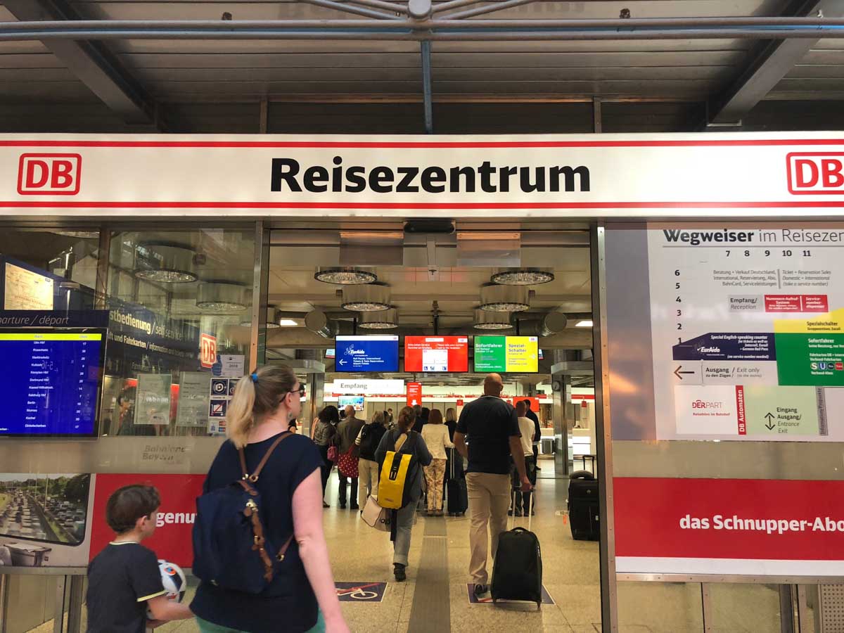 Ticket office in Munich - eurail pass guide