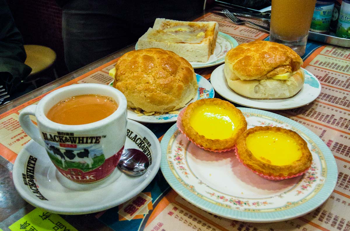 Traditional Hong Kong Breakfast Food at Kam Wah Cafe and Bakery - Hong Kong Food Guide