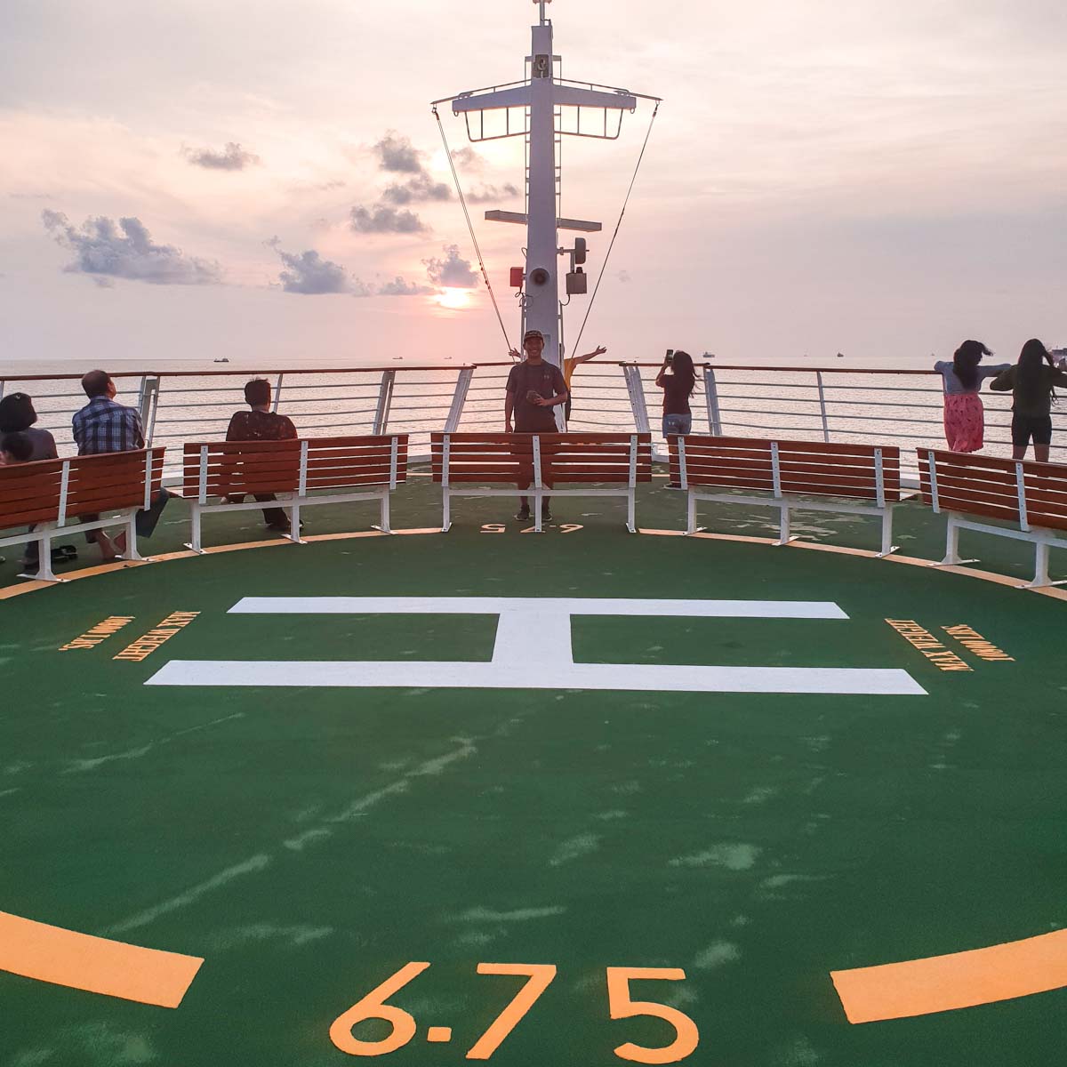 voyager of the seas helipad