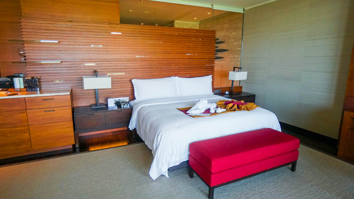 King-Sized Bed in Premium Ocean Front Room - Raffles Hainan Hotel Review