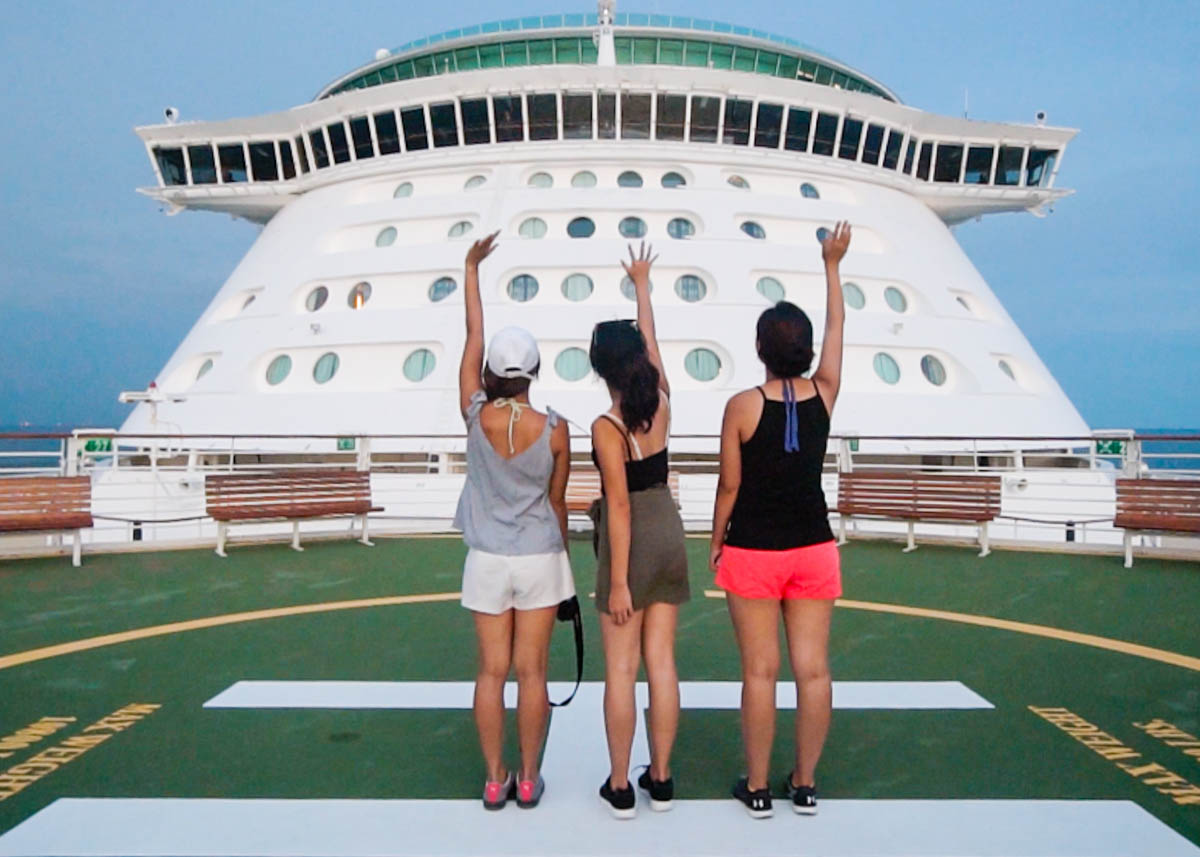 RCC Helipad wave - voyager of the seas