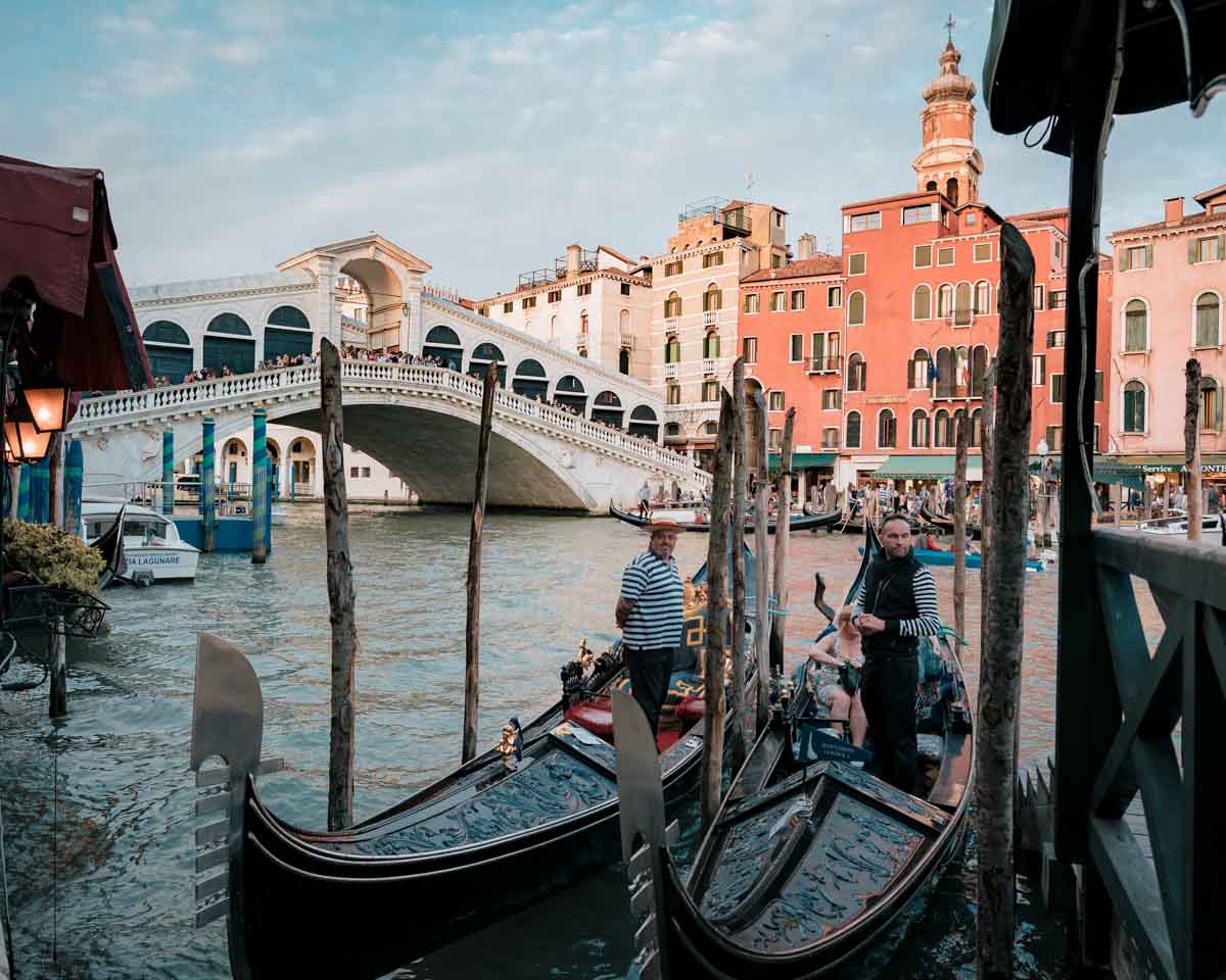 Rialto bridge - Venice - Photogenic places in Europe