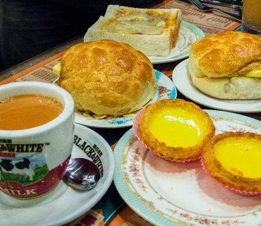 Ultimate Hong Kong Food Guide: 50 Best Eats Incl. Halal Food Ultimate Hong Kong Food Guide - 50 Best Eats Including Halal Food