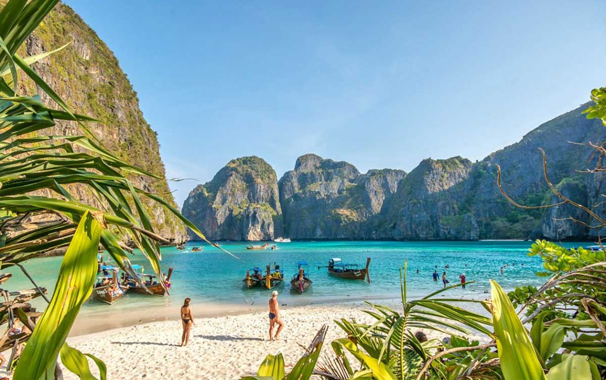 Maya Bay Phi Phi Island - Phuket Island Hopping Guide