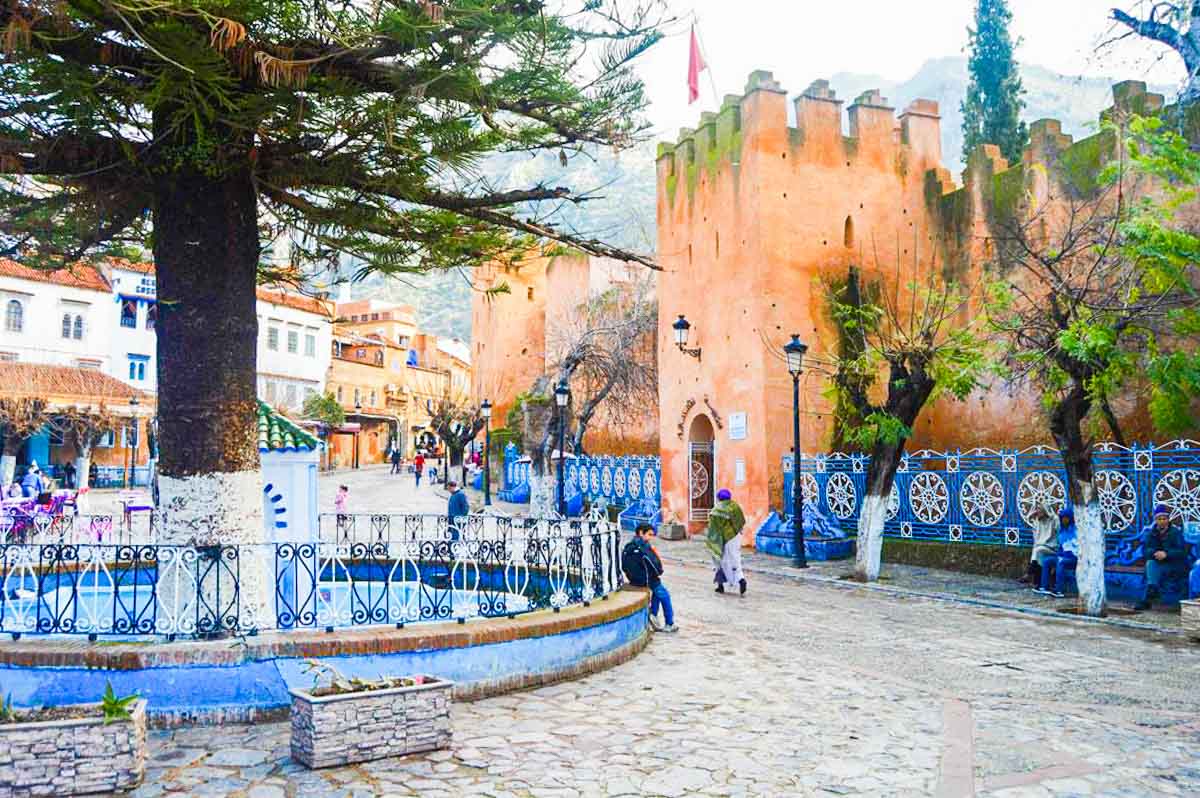 Plaza Uta el-Hammam in Chefchaouen - Morocco Itinerary