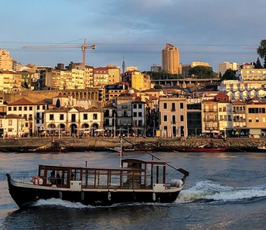 featured image - duoro river - portugal itinerary_