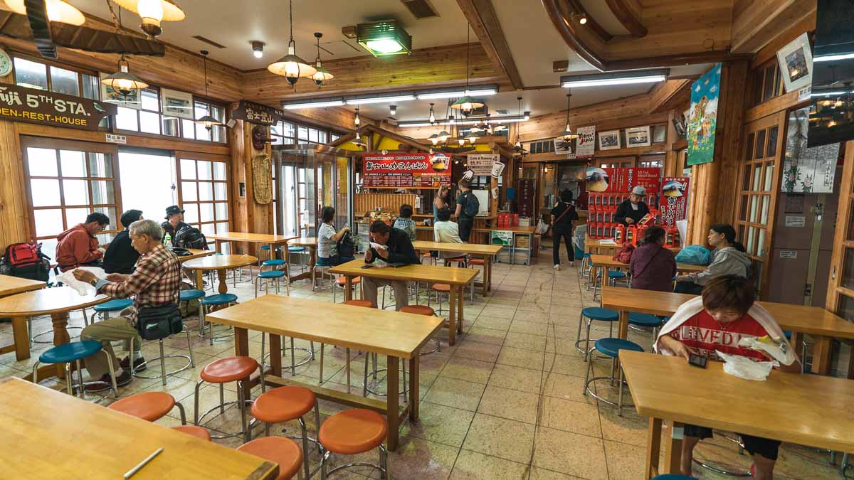 Climbing Mount Fuji - Gogoen Resthouse Dining Area