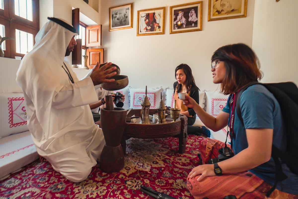 Chatting with Guide at Al Fahidi Area - Dubai Guide