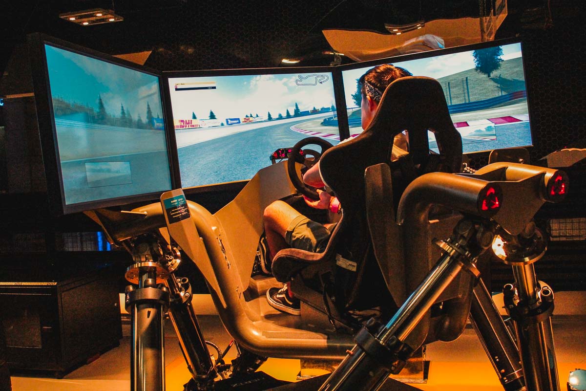 Hub Zero Race Car Simulation Ride - Dubai Guide