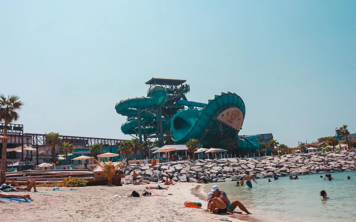 Dubai Theme Park - Laguna Waterpark La Mer Beach