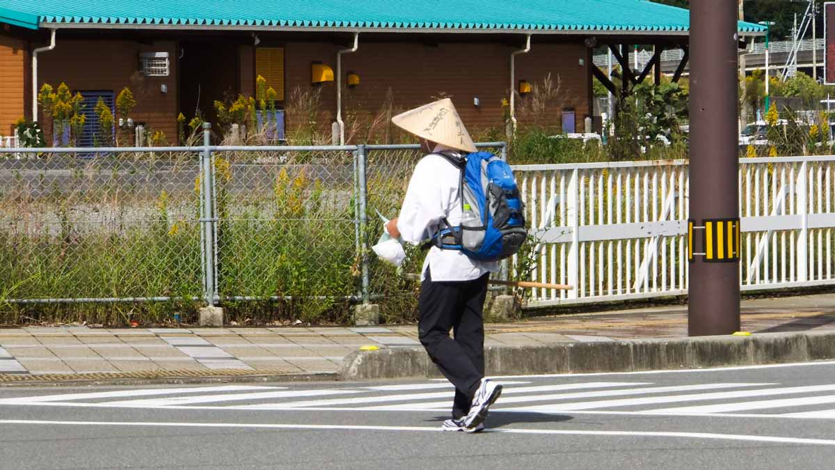 Traditional Pilgrim Outfit for Shikoku 88 Temple Pilgrimage - Unique Experiences in Shikoku Japan
