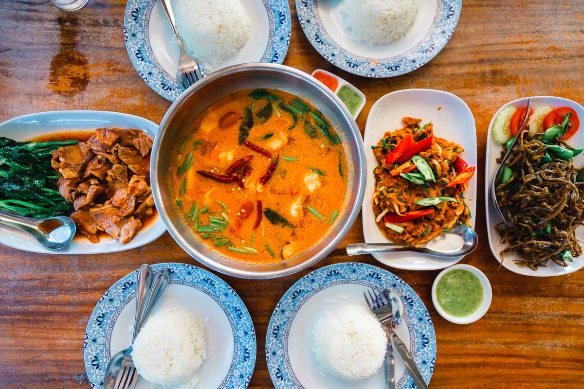 Chainat Thai Restaurant Dishes - 3D2N Hua Hin Itinerary