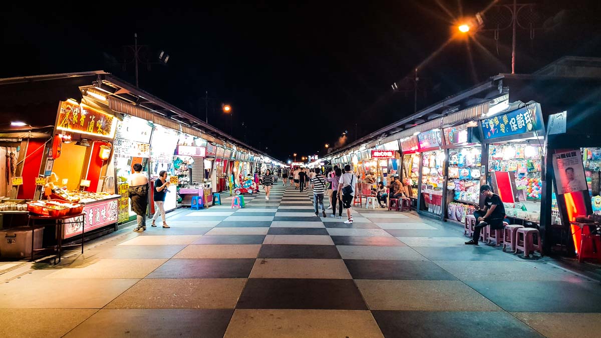 Hualien Dongdamen Night Market - Eastern Taiwan Itinerary 