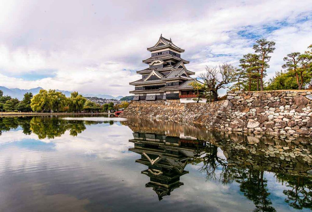 Matsumoto Castle - Nagano Guide