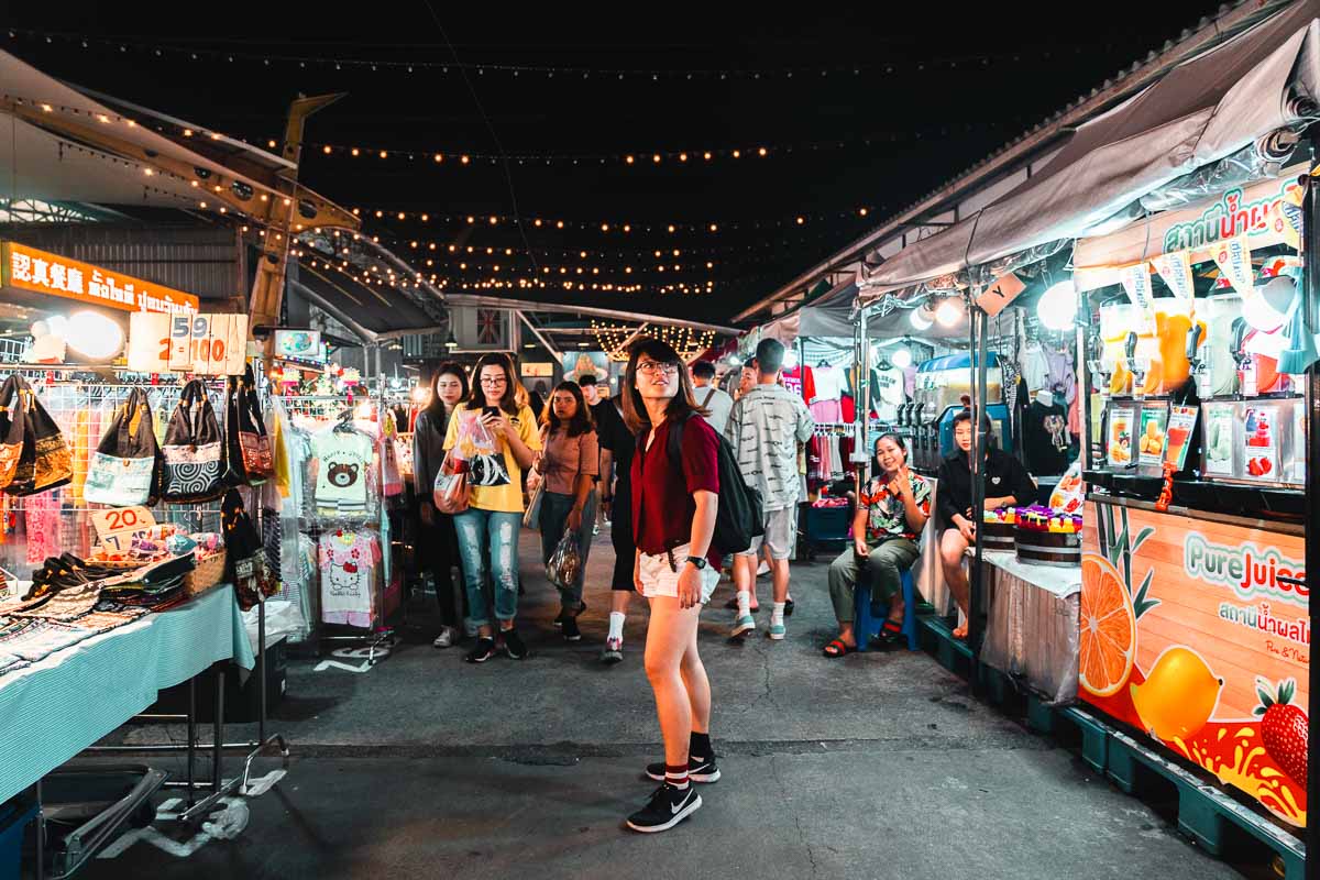 Walking through Ratchada Rod Fai Night Market - Bangkok Itinerary