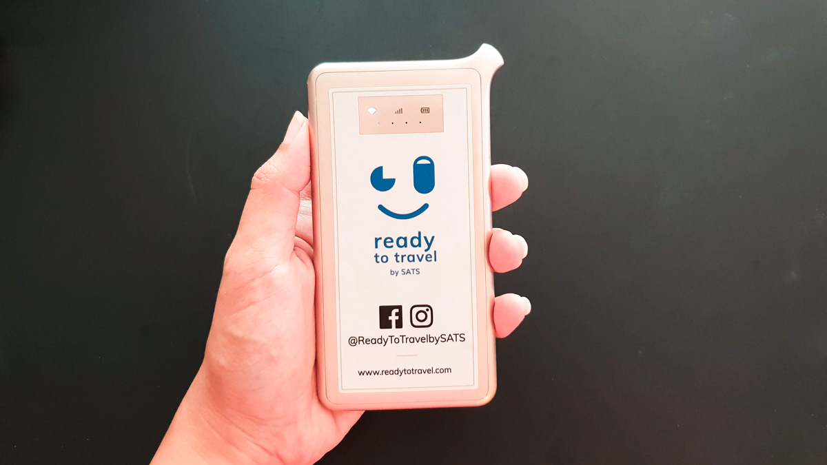 Holding a ReadyWifi in hand - ReadyWifi