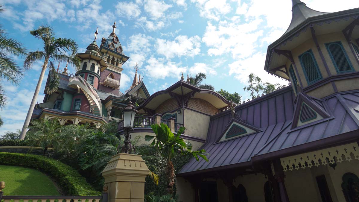 Mystic Manor - Hong Kong Itinerary