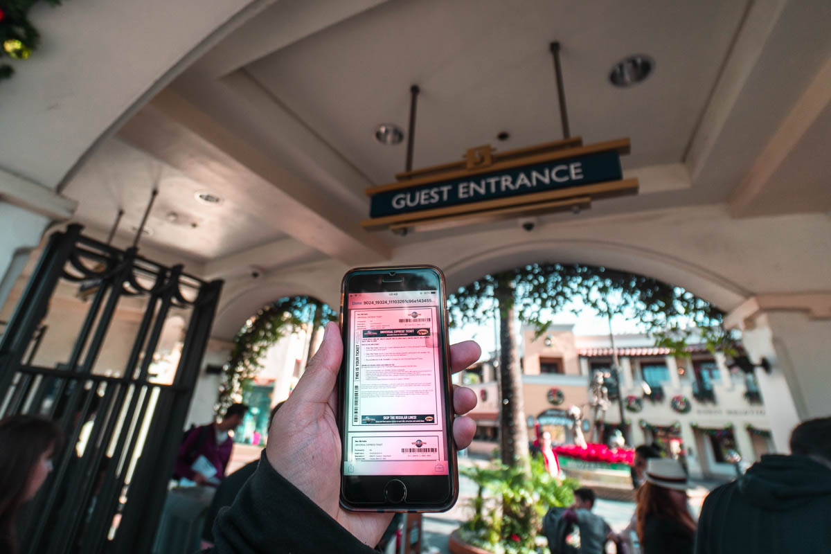 Scanning Barcode at Universal Studios Hollywood - Los Angeles Theme Parks