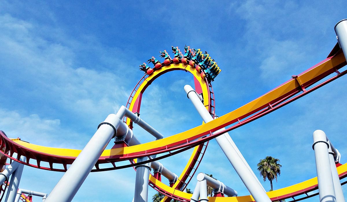 Silver Bullet Ride at Knott's Berry Farm - Los Angeles Theme Parks