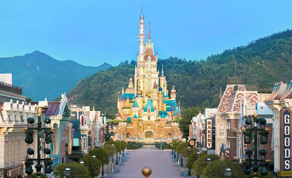 Castle of Magical Dreams - Hong Kong Disneyland