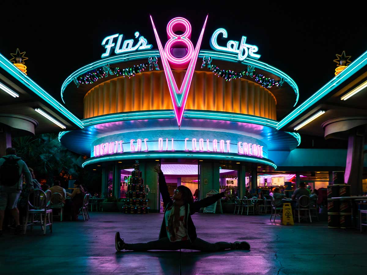 Michelle doing a split outside Flo's V8 Cafe - Disneyland California Guide-21