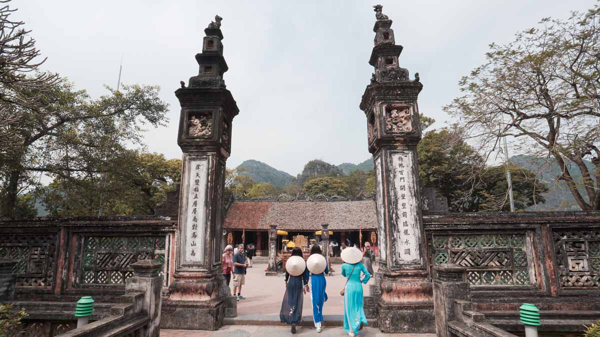 Hoa Lu Tour temple — Halong Bay, Ninh Binh, Trang An, Cat Ba Island, Mai Chau, Perfume Pagoda, and Sapa-