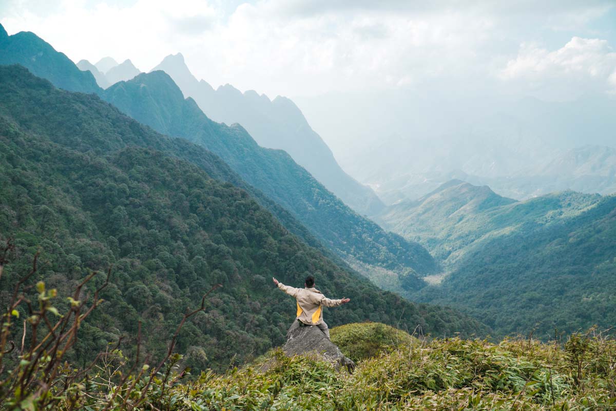 Sapa hiking — Halong Bay, Ninh Binh, Trang An, Cat Ba Island, Mai Chau, Perfume Pagoda, and Sapa