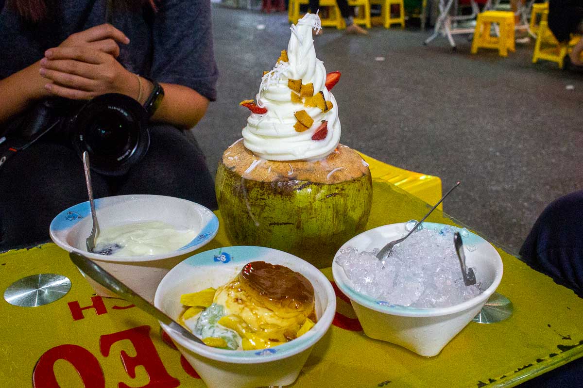 Desserts from Quan Hoa Beo - Things to Eat in Hanoi