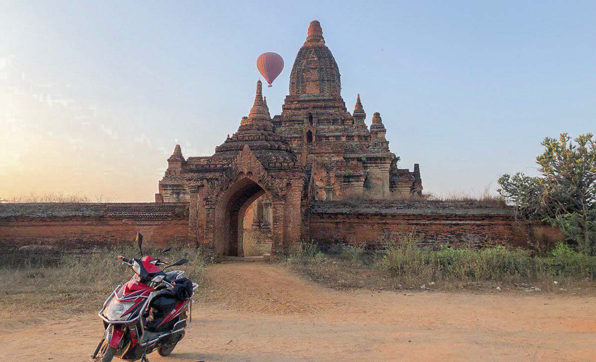 E-Biking in Bagan - Bagan Itinerary