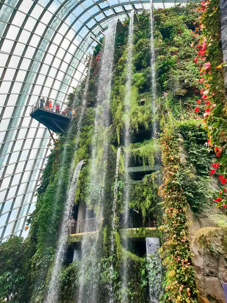 Gardens by the Bay cloud dome waterfall - Reasons to love and hate Singapore 新加坡