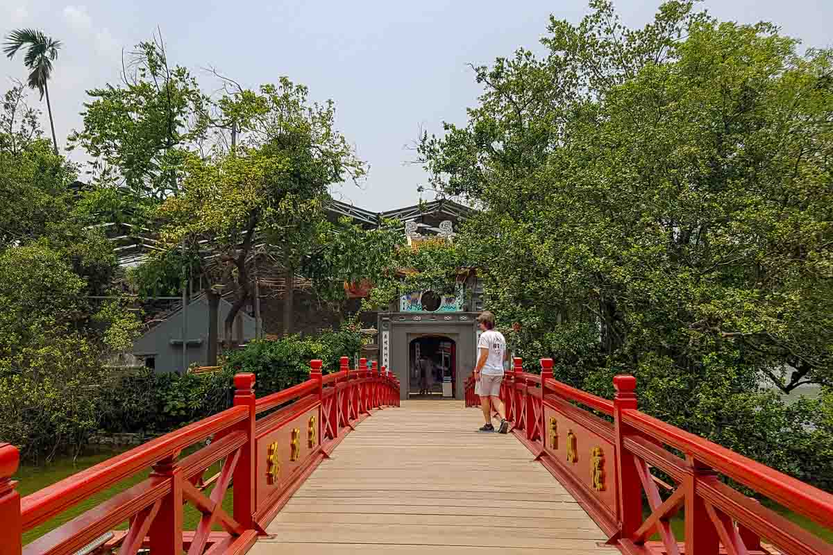 Red Bridge to Ngoc Son Temple - Vietnam Itinerary