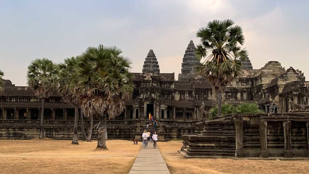 Angkor Wat Cambodia Backpack Southeast Asia Travel Guide - Singapore VTL Flights