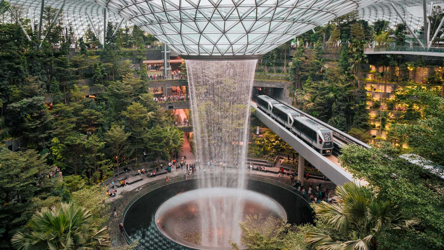 Jewel Changi : Jewel Changi Airport Singapura dan jenis hiburan yang ...