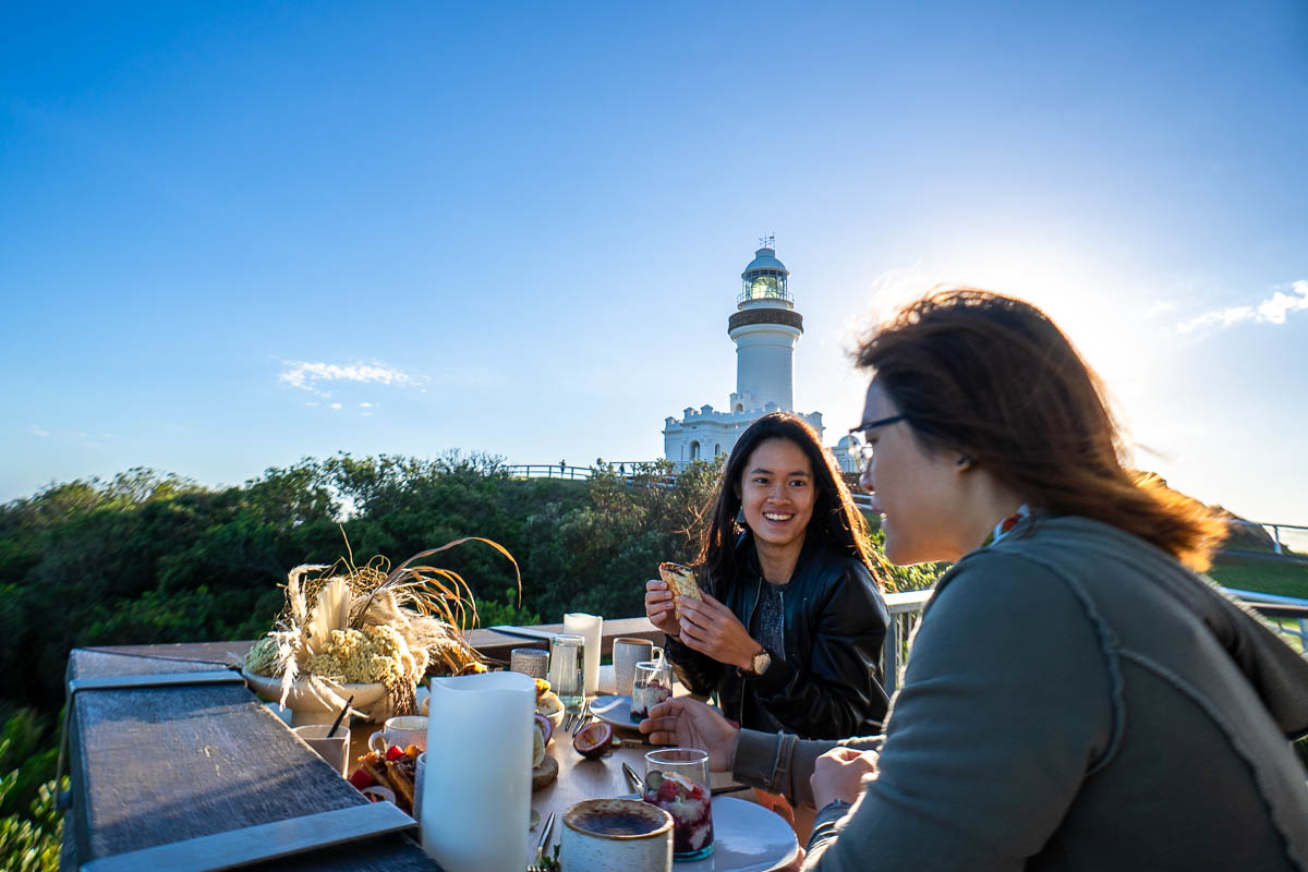 Having Breakfast at Cape Byron Lighthouse - Bryon Bay NSW Itinerary
