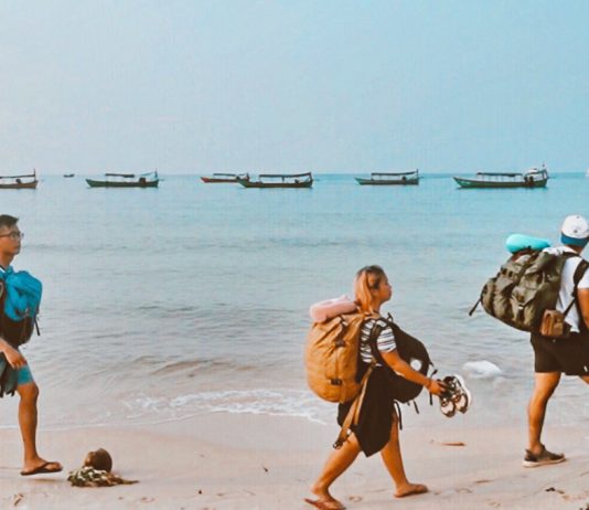 Carrying Backpacks in Silhanoukville - Featured Image - Travel Packing Tips