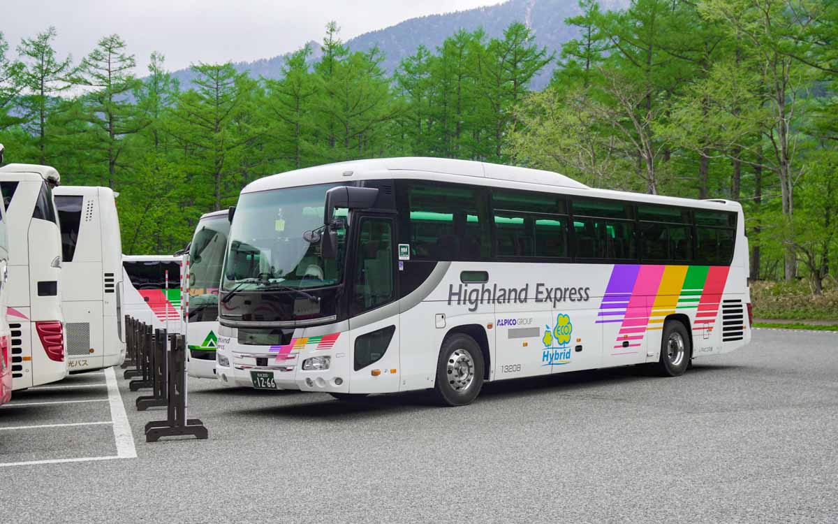 Alpico Highland Express Bus from Tokyo to Nagano and Beyond - Nagano Itinerary for Couples Kamikochi Norikura Matsumoto
