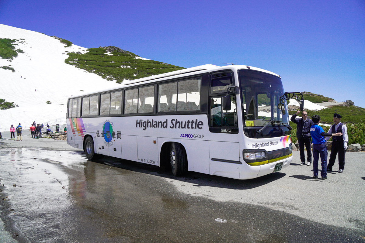 Alpico Highland Shuttle Bus - 13 Reasons To Visit Nagano Even When It's Not Winter Ski Season - Scenic Gems in Kamikochi and Norikura