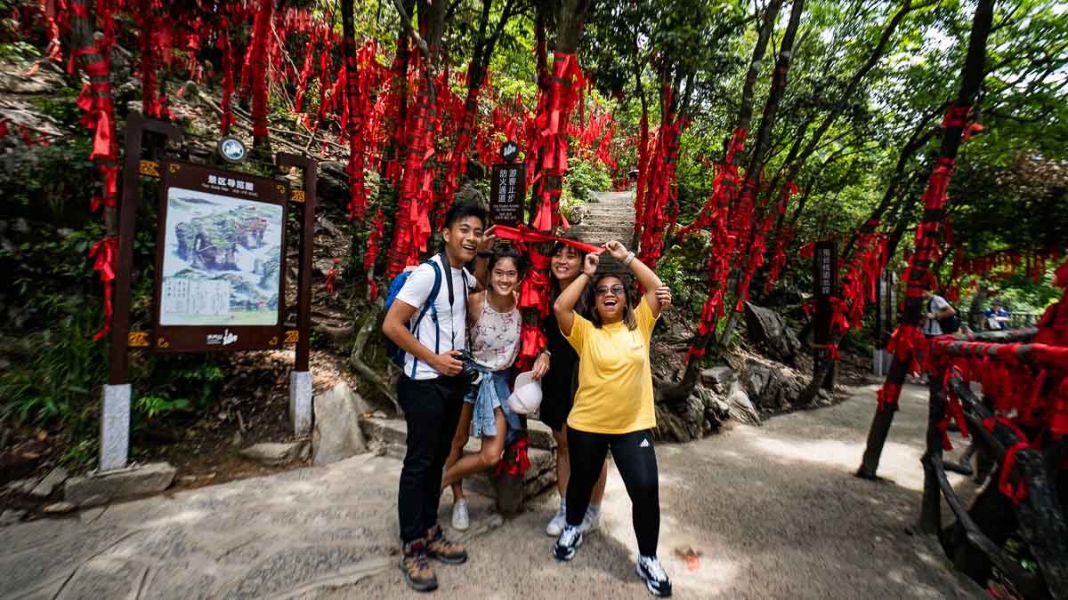 Forest of Wishes Tianmenshan Group Photo - Things to do in Wuhan - Central China Itinerary