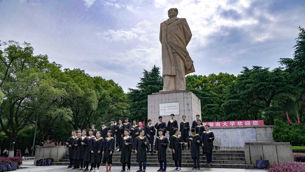 Hunan University Mao Statue - Central China Itinerary