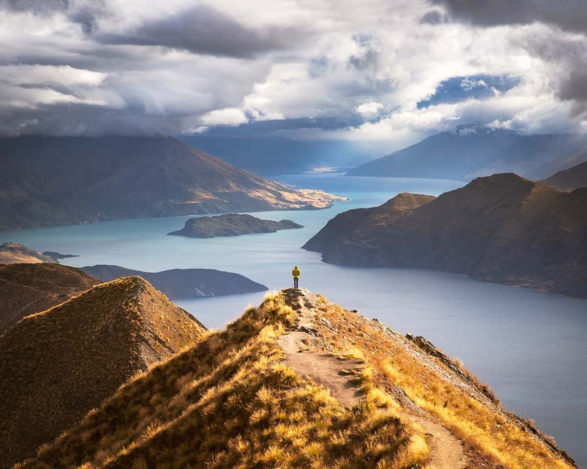 Iconic Shot at Roys Peak - NZ Best Things to Do