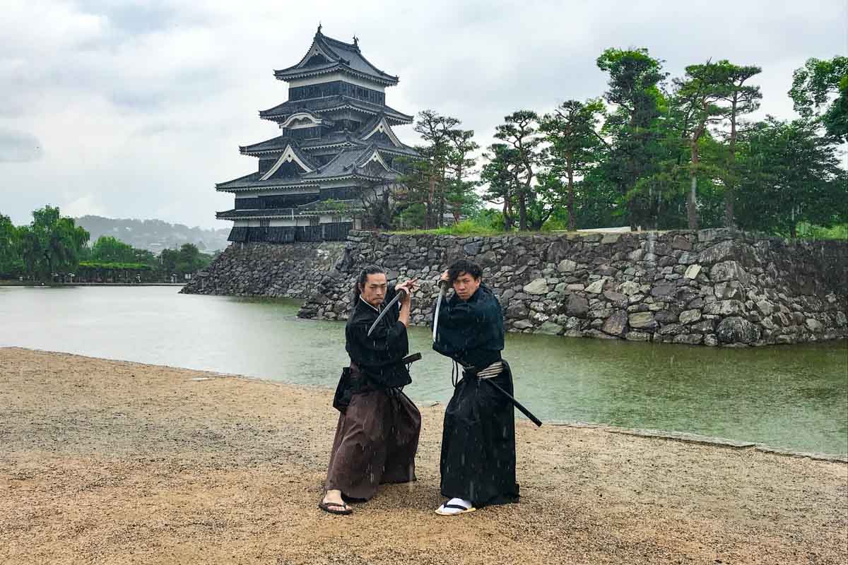 Kimono and Samurai Hakama Costume Experience in Matsumoto - Nagano Itinerary for Couples Kamikochi Norikura Matsumoto