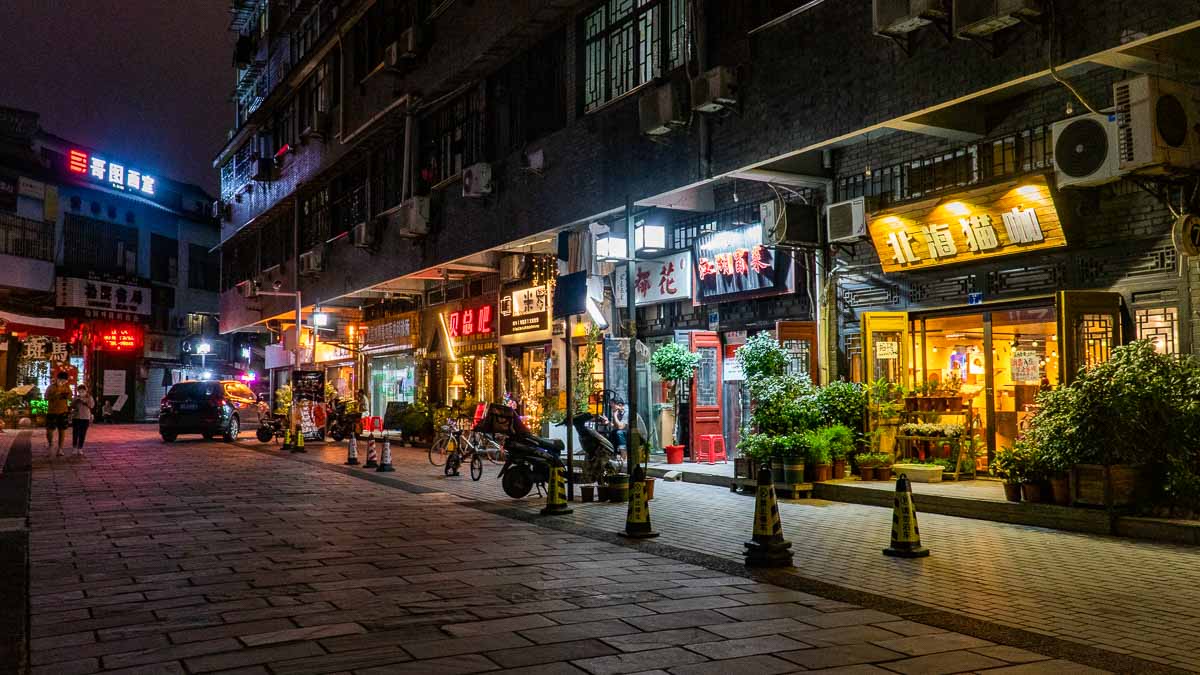 Tanhualin Streets - Things to do in Wuhan - Central China Itinerary