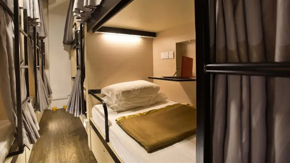 7 Wonders Capsule Hotel room - Hostel Singapore